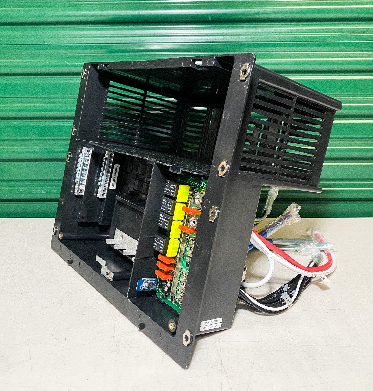 55 Amp RV Power Converter AC/DC Distribution Panel 3 Stage Charger Wireless - THE ONLY Mars Emporium